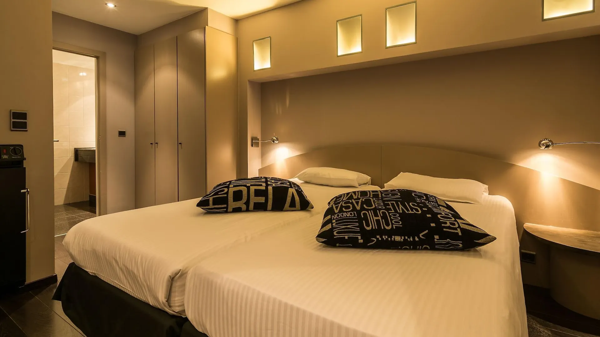 De Keyser Hotel Antwerpen 4*,  Belgien
